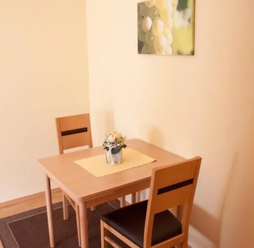 Gaestehaus Alfred Und Brunhilde Frick Mehring (Rhineland-Palatinate)